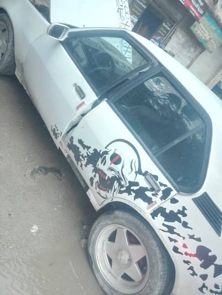 أوبل سكونا 1977 - صورة 2