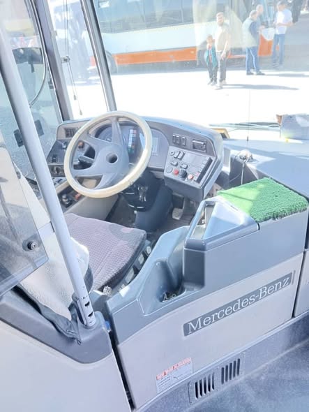 مرسيدس سيتارو 2004 - صورة 2