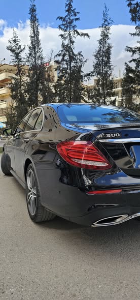 مرسيدس E300 2018 - صورة 1