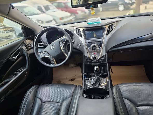 هيونداي ازيرا 2013 - صورة 5