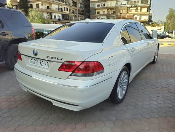 بي إم دبليو 730Li 2008 - صورة 5