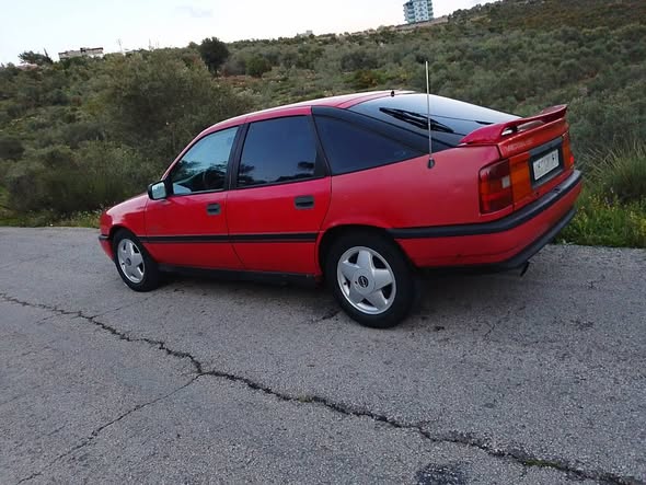 اوبل فكترا 1991 - صورة 1