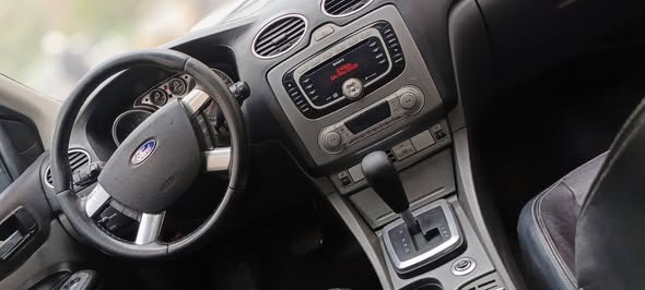 فورد فوكس 2009 - صورة 1