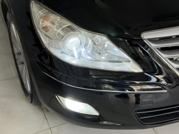 جينيسيس جينيسيس 2009 - صورة 5