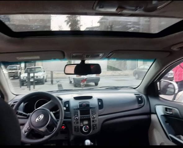 كيا فورتي 2010 - صورة 3