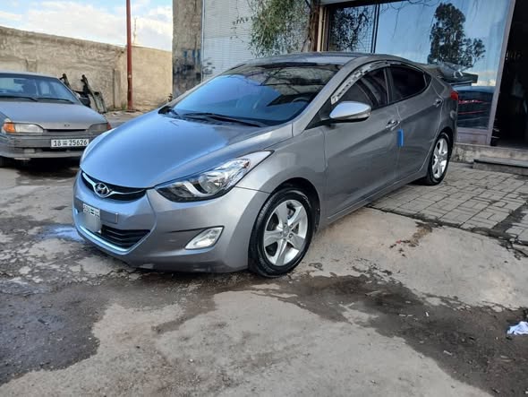 هيونداي إلنترا 2012 - صورة 4