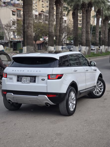 رنج روفر إيفوك 2016 - صورة 4