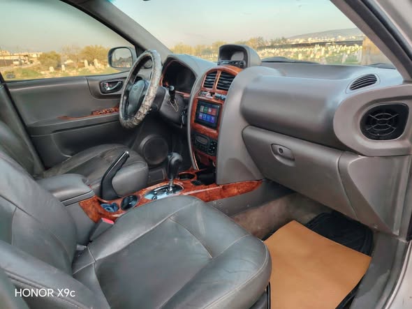 هيونداي سنتافي 2003 - صورة 1