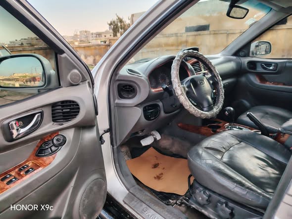 هيونداي سنتافي 2003 - صورة 2