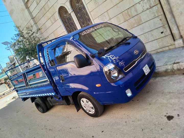 كيا بونغو 2012 - صورة 1