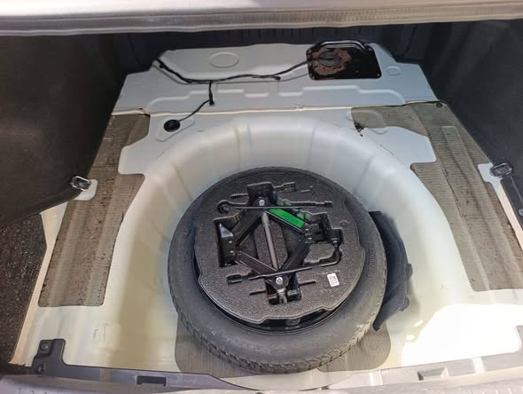 هيونداي سوناتا 2011 - صورة 5