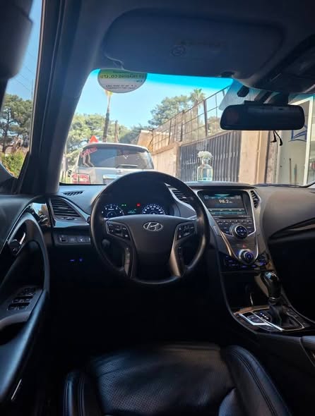 هونداي أزيرا 2012 - صورة 3