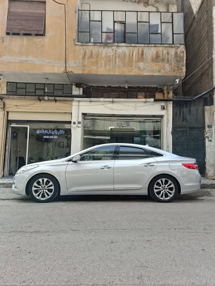 هونداي أزيرا 2012 - صورة 4