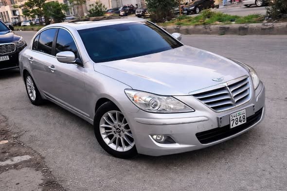 هيونداي جنسس 2012 - صورة 1