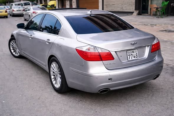 هيونداي جنسس 2012 - صورة 2