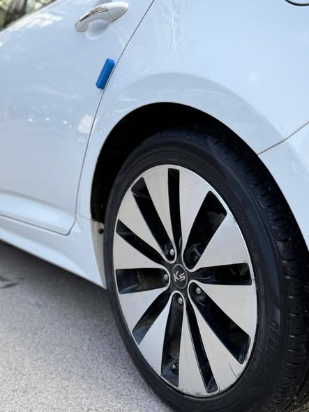 كيا K5 2011 - صورة 3