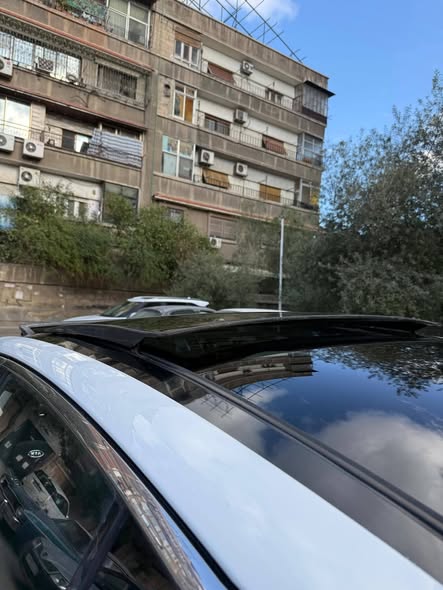 كيا K5 2011 - صورة 4