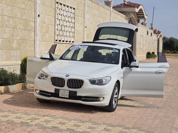 بي إم دبليو 5 Series Gran Turismo 2011 - صورة 2