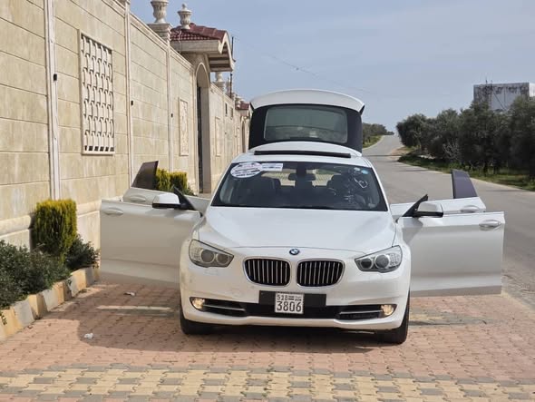 بي إم دبليو 5 Series Gran Turismo 2011 - صورة 3