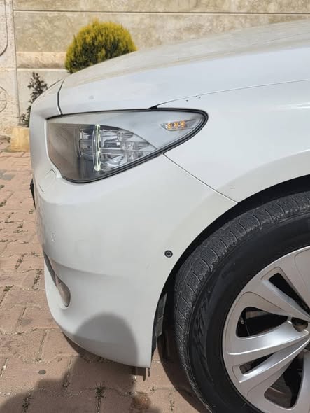 بي إم دبليو 5 Series Gran Turismo 2011 - صورة 4