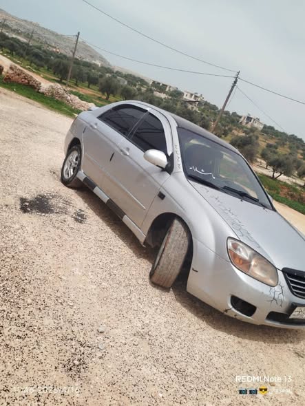 كيا سيراتو 2006 - صورة 5