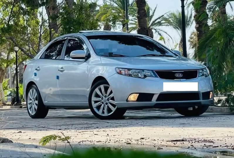 كيا فورتي 2010