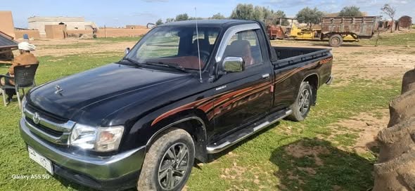 تويوتا هايلكس 2004 - صورة 3