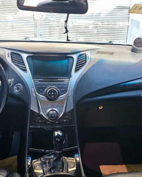 هيونداي أزيرا 2011 - صورة 3