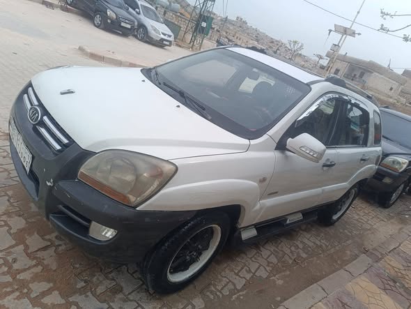 كيا سبورتاج 2005 - صورة 2