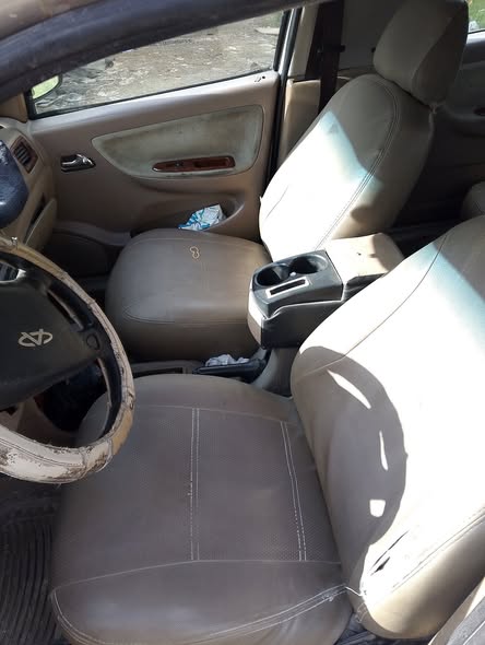 شيري S25 2006 - صورة 4