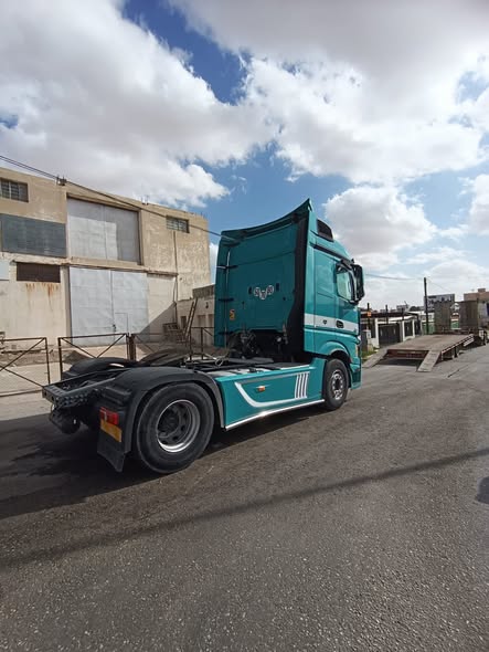 مرسيدس أكتروس 1848 2017 - صورة 3