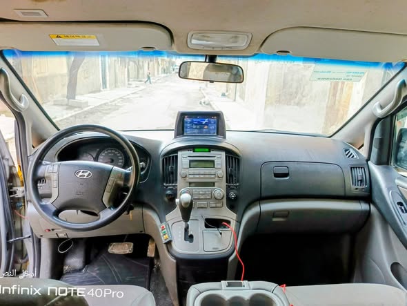 هيونداي اتش-1 2011 - صورة 1