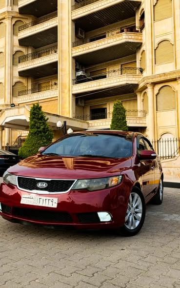 كيا سيراتو 2010 - صورة 1