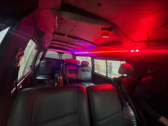 هيونداي تاونر 1997 - صورة 1