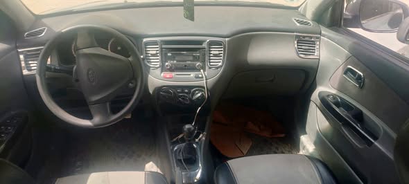 كيا ريو 2011 - صورة 5