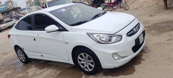 هيونداي اكسنت 2012 - صورة 2