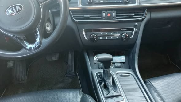 كيا K5 2018 - صورة 3