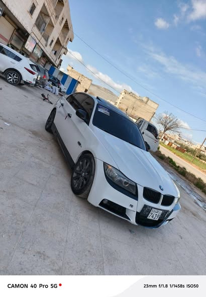 بي ام دبليو 3 Series 2011 - صورة 1