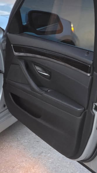 بي إم دبليو 530i 2012 - صورة 3