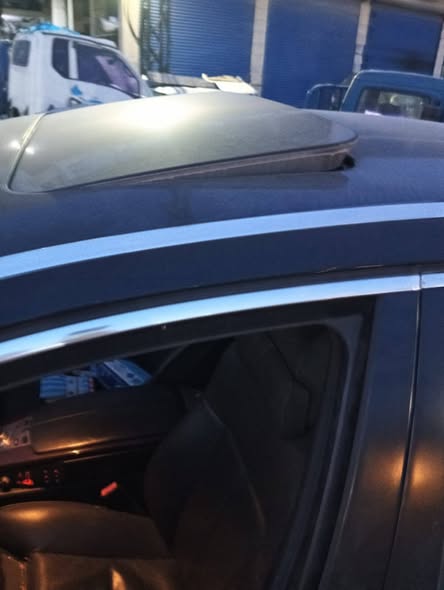 بي إم دبليو 750 2006 - صورة 3