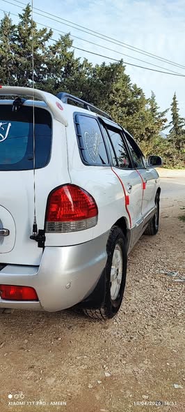 هيونداي سانتفيه 2005 - صورة 4