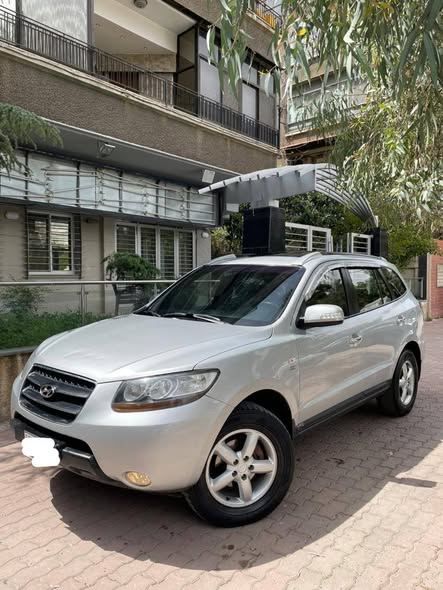 هيونداي سانتافيه 2009 - صورة 1