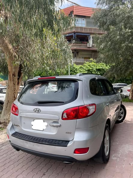 هيونداي سانتافيه 2009 - صورة 4