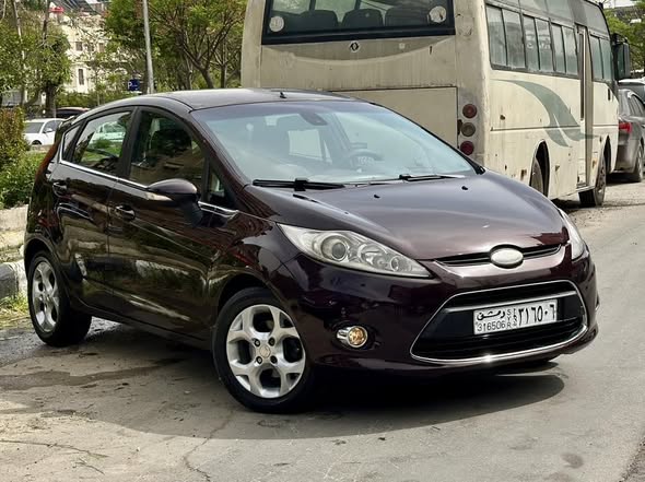 فورد فيستا 2010 - صورة 3