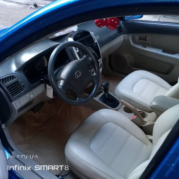 كيا سيراتو 2008 - صورة 4