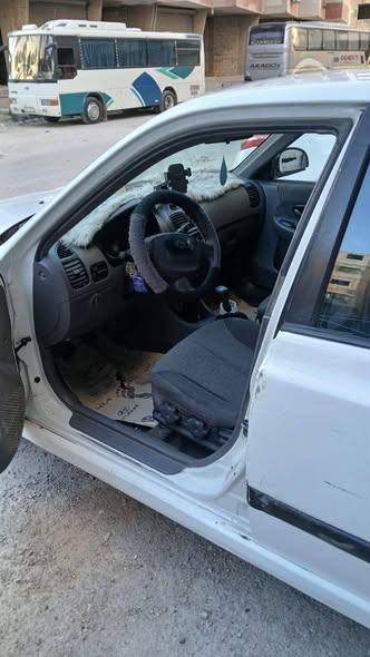 هيونداي اكسنت 2005 - صورة 4