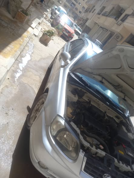 هيونداي اكسنت 2004 - صورة 4