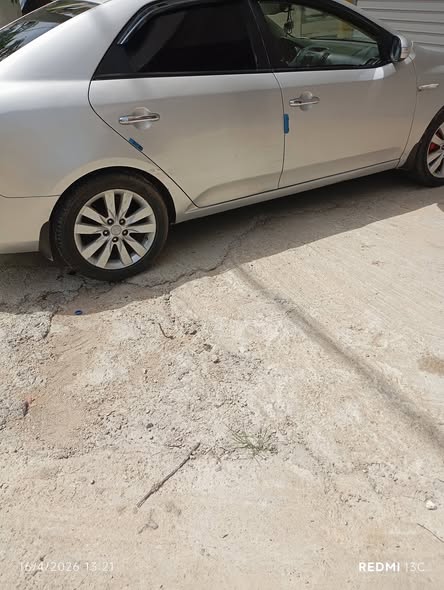 كيا فورتي 2010 - صورة 2