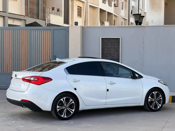 كيا K3 2013 - صورة 4