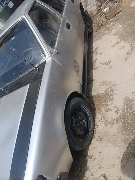 فولكس فاجن غولف 1983 - صورة 4